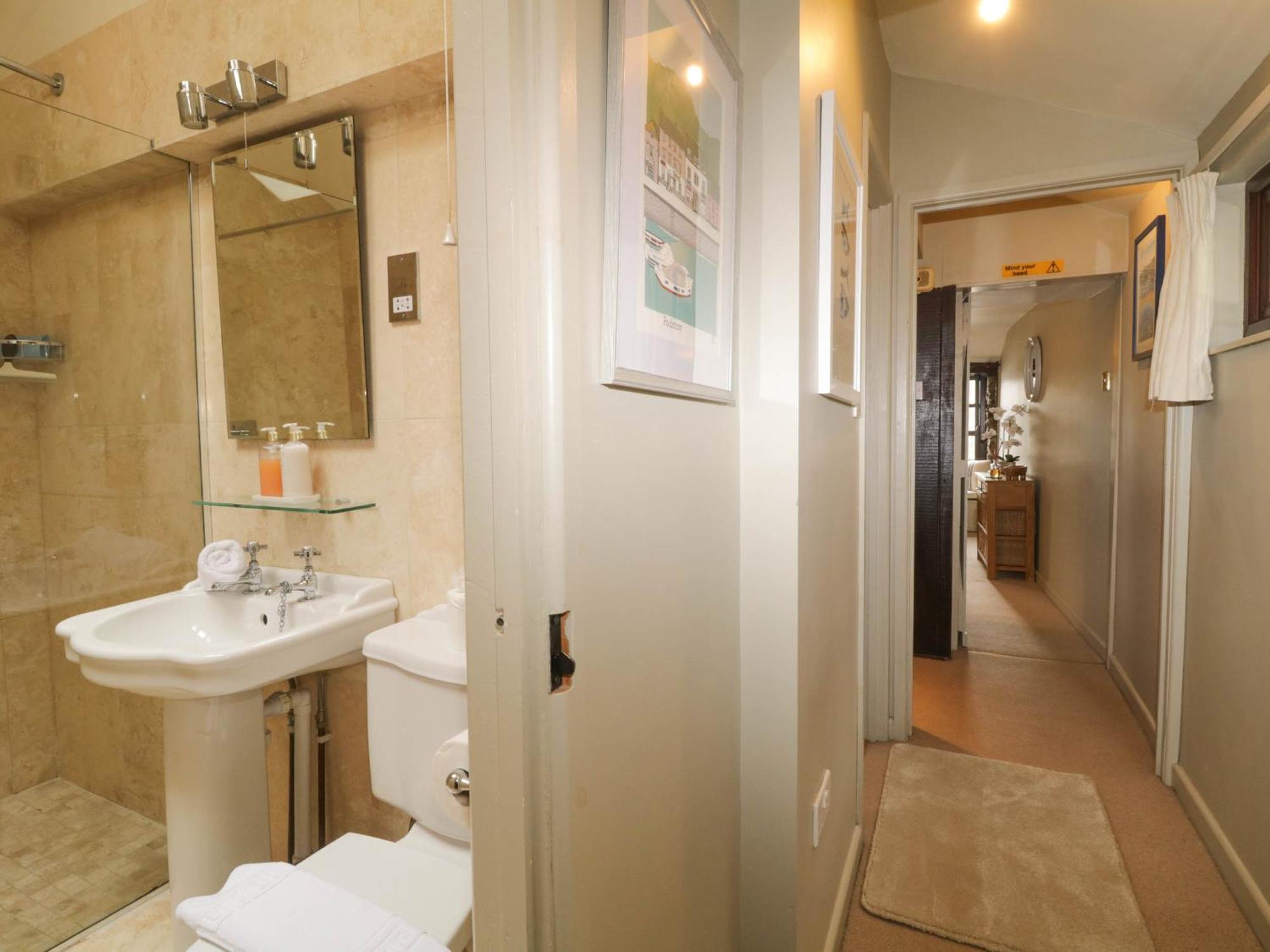 4 Trenhaile Terrace Труро Екстер'єр фото